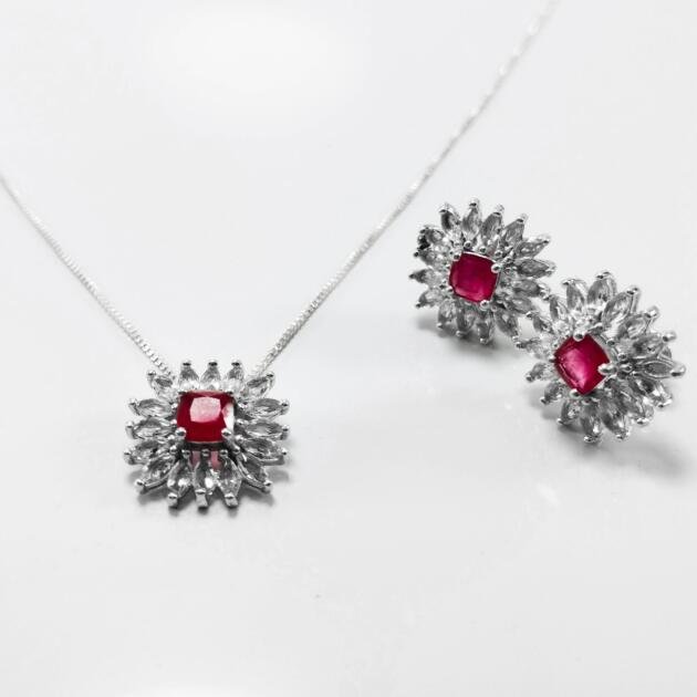 Conjunto De Prata Cravejado De Zirconias Rosa