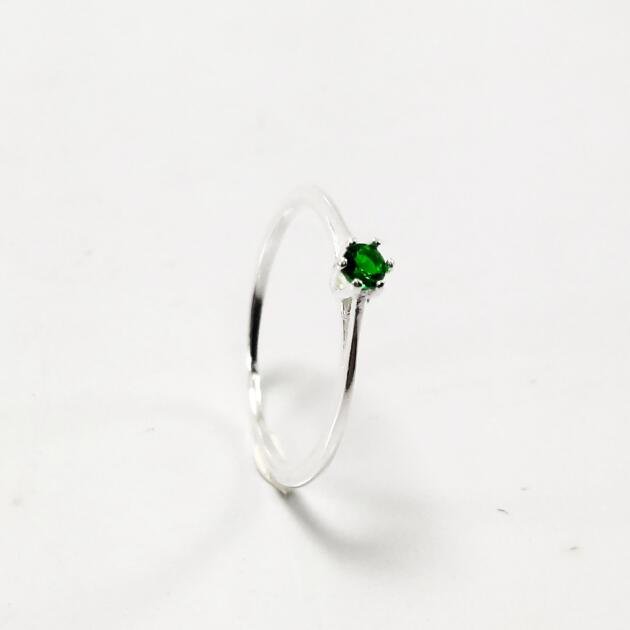 Anel Pedra Verde em Prata