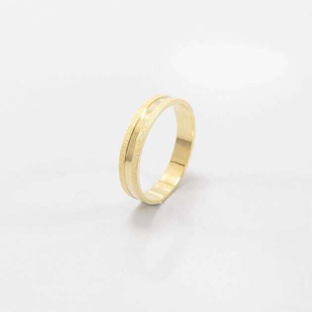 Aliança de Casamento 4mm Diamantada Com Canal Ouro 18k (Unidade)