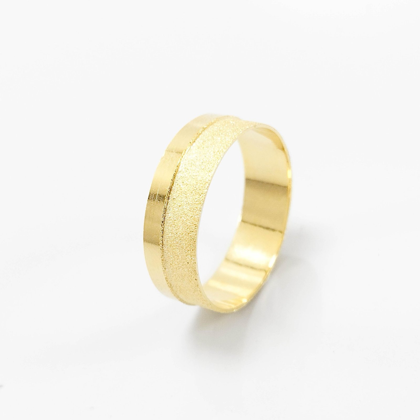 Aliança de Casamento 6mm Friso Diamantado Ouro 18k (Unidade) - Imagem 2