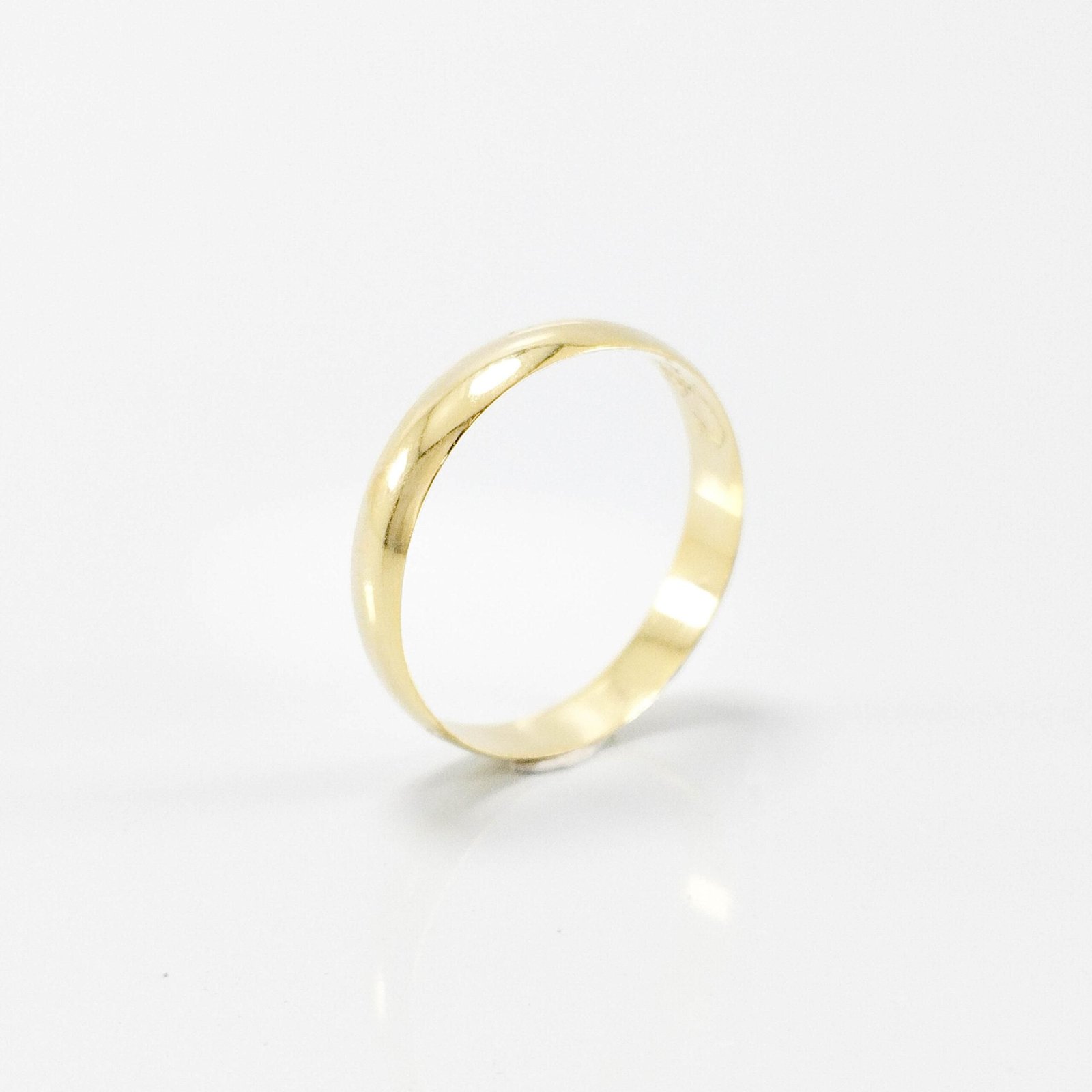 Aliança de Casamento 4mm Abaulada Reta Ouro 18k (Unidade) - Imagem 3